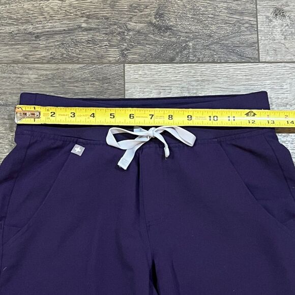 Figs Women's Purple Plum Scrubs Set - XS Catarina Top, XXS Zamora Pants - Picture 11 of 12